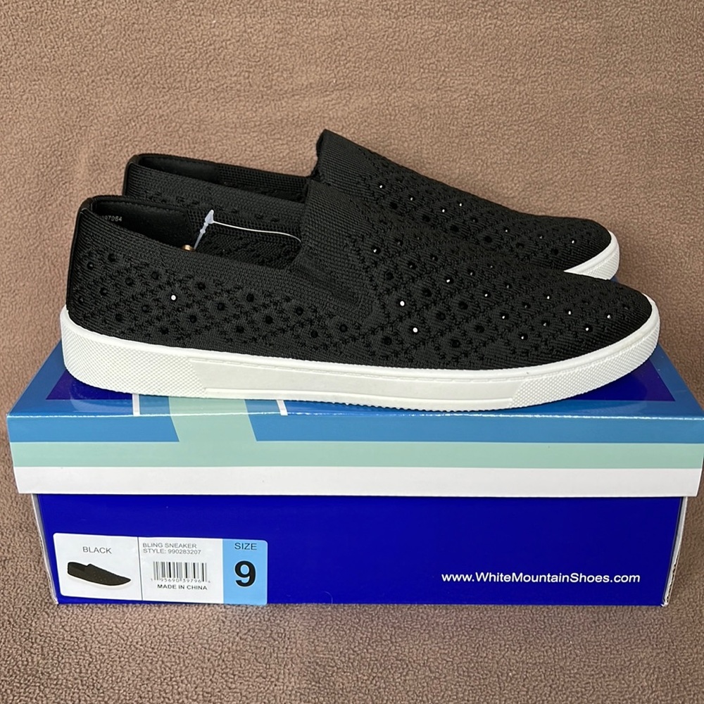Black slip on Bling Sneakers from While Mountain~NEW Sz 9